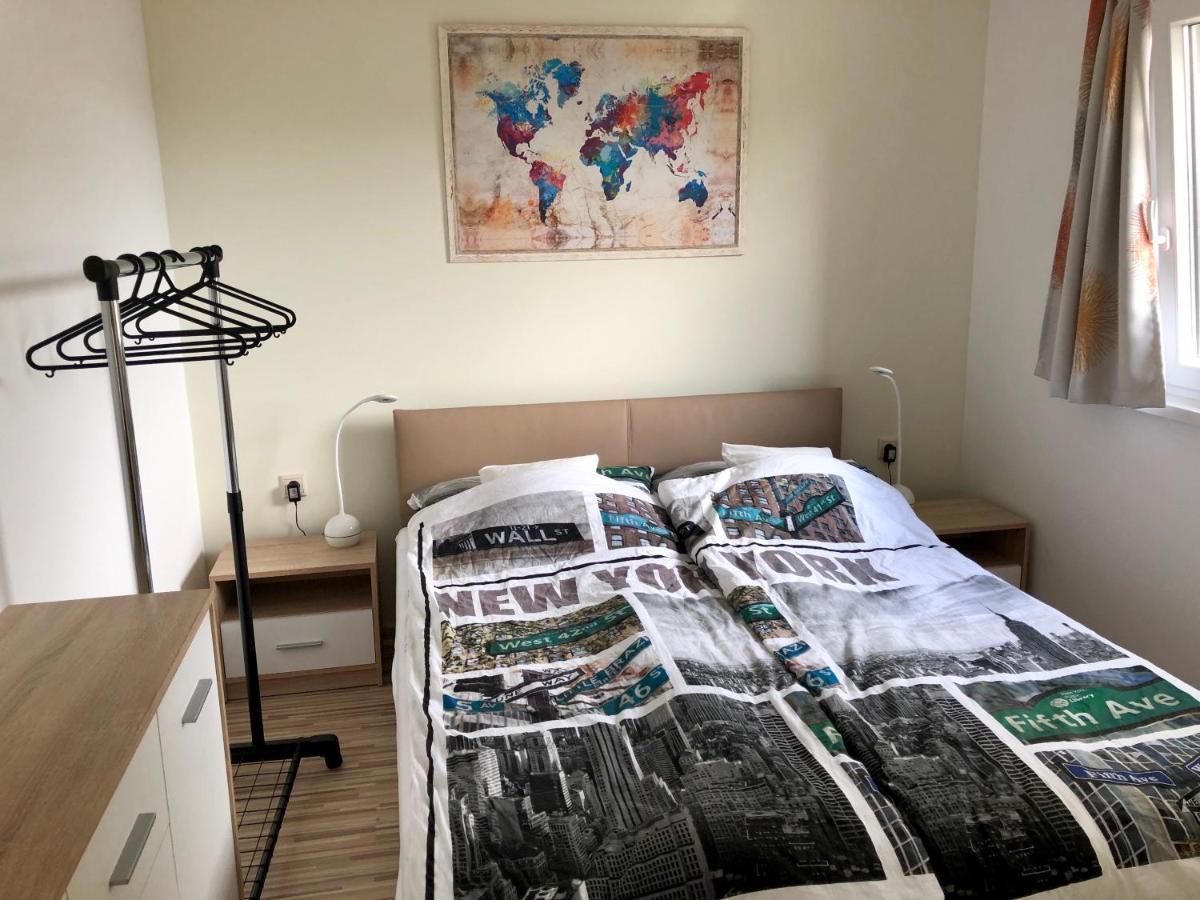 Balaton Wellness Tom Cat Nyaralo 1 Wellness Es 1 Gyermekbarat Apartmannal Kovagoors Ngoại thất bức ảnh