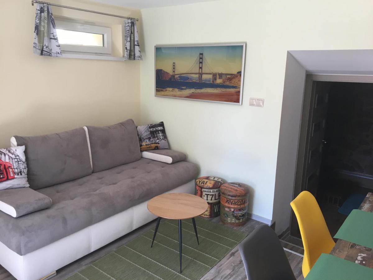Balaton Wellness Tom Cat Nyaralo 1 Wellness Es 1 Gyermekbarat Apartmannal Kovagoors Ngoại thất bức ảnh