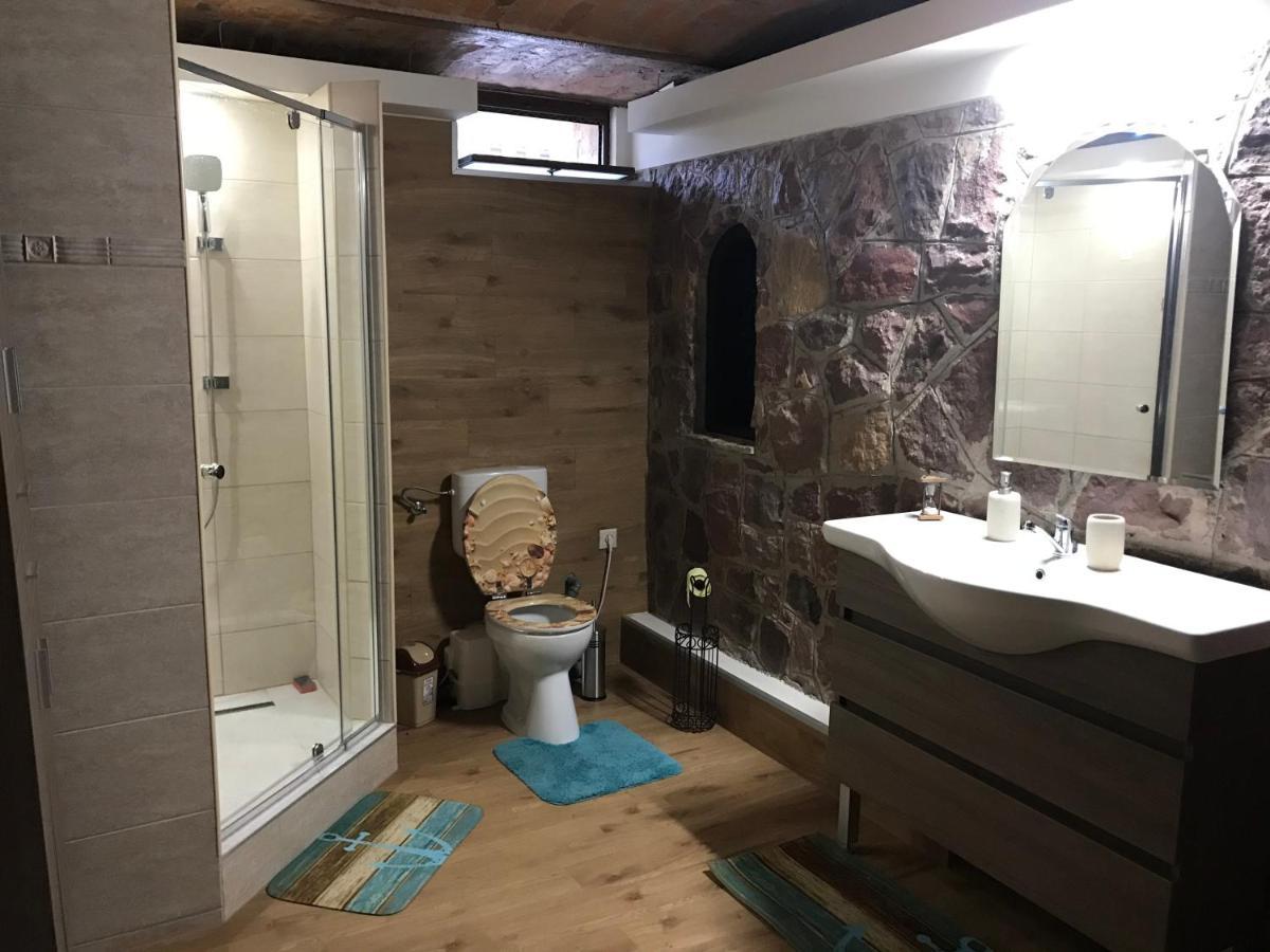 Balaton Wellness Tom Cat Nyaralo 1 Wellness Es 1 Gyermekbarat Apartmannal Kovagoors Ngoại thất bức ảnh